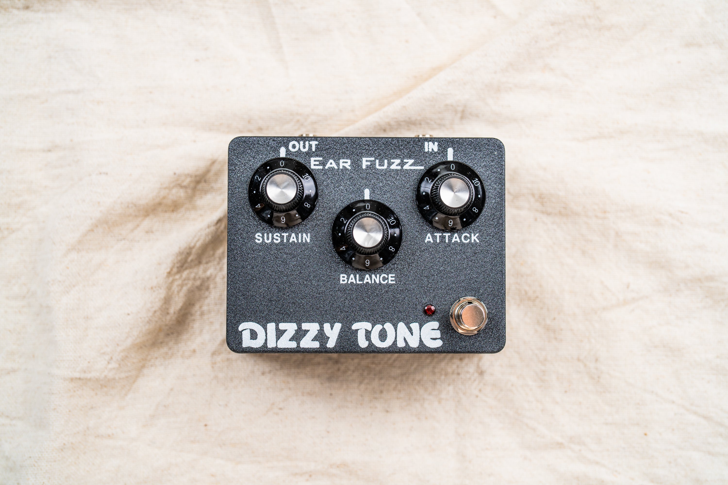 Ear Fuzz Effects – Pedaltic